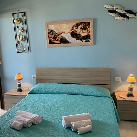 Una Finestra sul Mare Calasetta Esterno foto