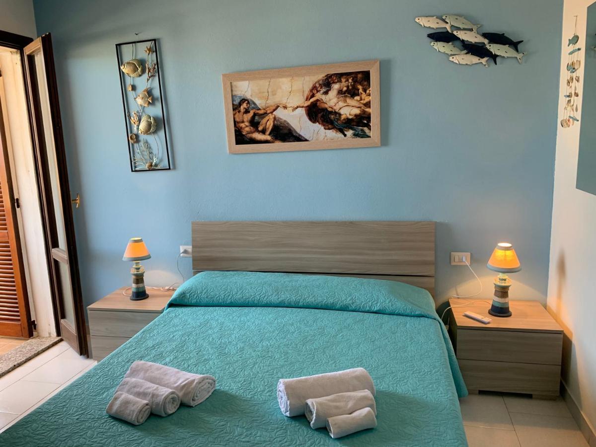 Una Finestra sul Mare Calasetta Esterno foto